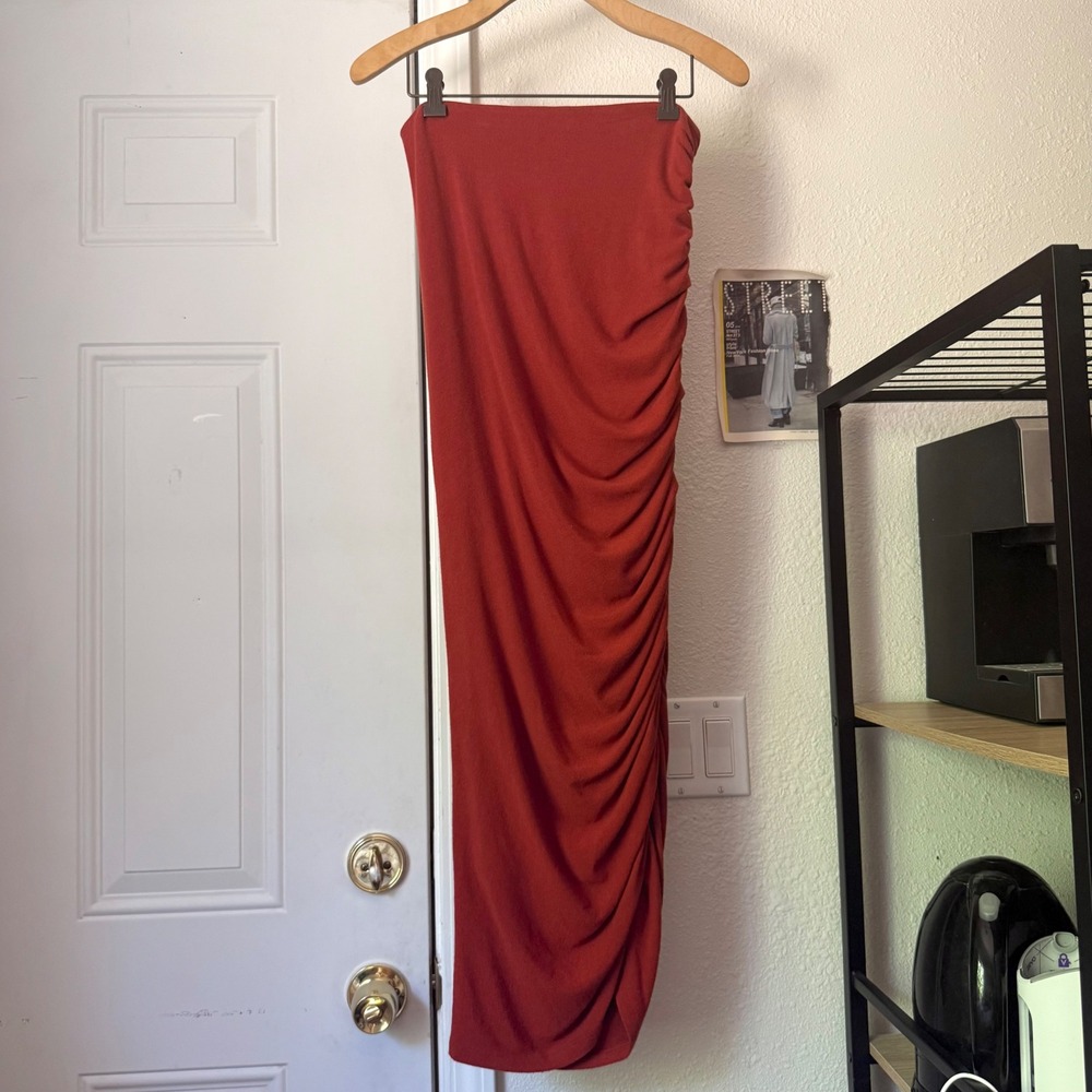 ALICE + OLIVIA rust orange knit bodycon ruched pull on maxi skirt
